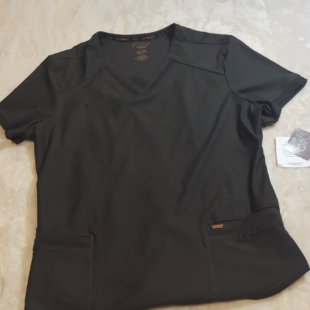 Cherokee V-Neck Black Short Sleeve Women's Tee